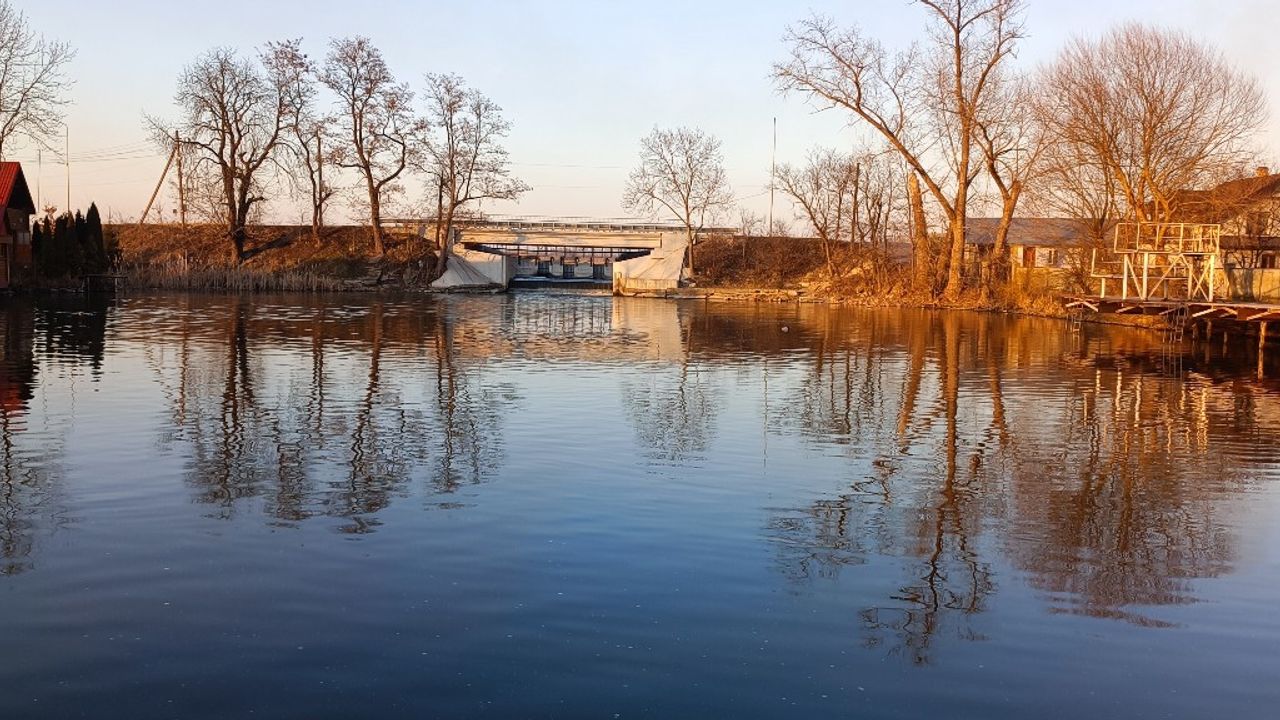 "Водна"