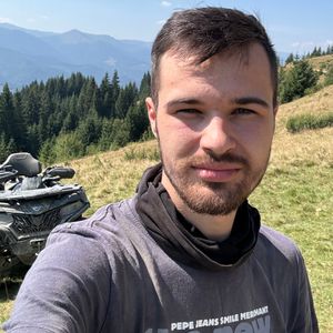 Олександр