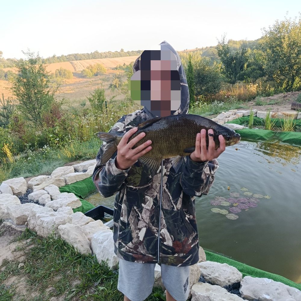 озеро молодіжне